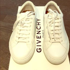 Givenchy urban street low top sneakers